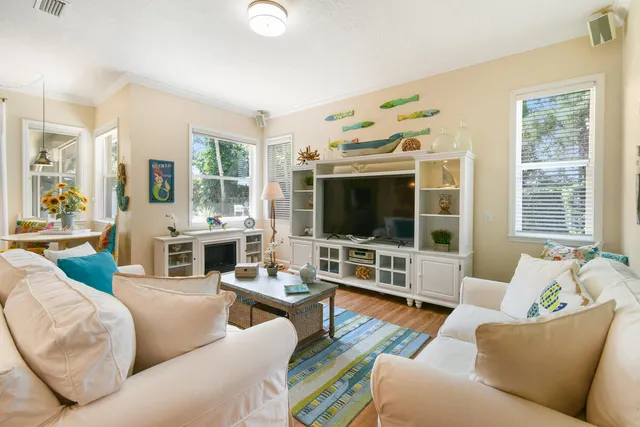 $899,000 | 7831 Southeast Windjammer Way, Hobe Sound, FL 33455