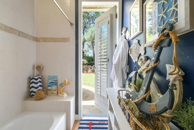 $899,000 | 7831 Southeast Windjammer Way, Hobe Sound, FL 33455