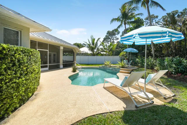 $899,000 | 7831 Southeast Windjammer Way, Hobe Sound, FL 33455