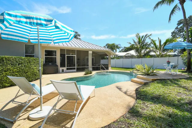 $899,000 | 7831 Southeast Windjammer Way, Hobe Sound, FL 33455