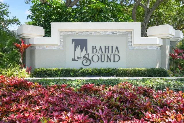 $899,000 | 7831 Southeast Windjammer Way, Hobe Sound, FL 33455