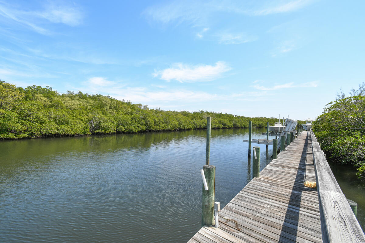 7831 Southeast Windjammer Way Hobe Sound, FL 33455 - Photo 71 of 80 DSC_4482