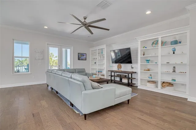 $1,149,900 | 16306 1st Street East, Redington Beach, FL 33708