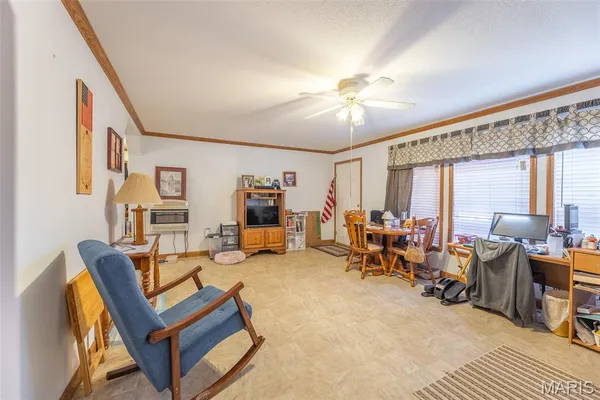 $200,000 | 6421 State Highway, Doniphan, MO 63935