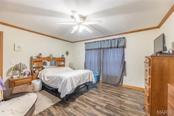 $200,000 | 6421 State Highway, Doniphan, MO 63935