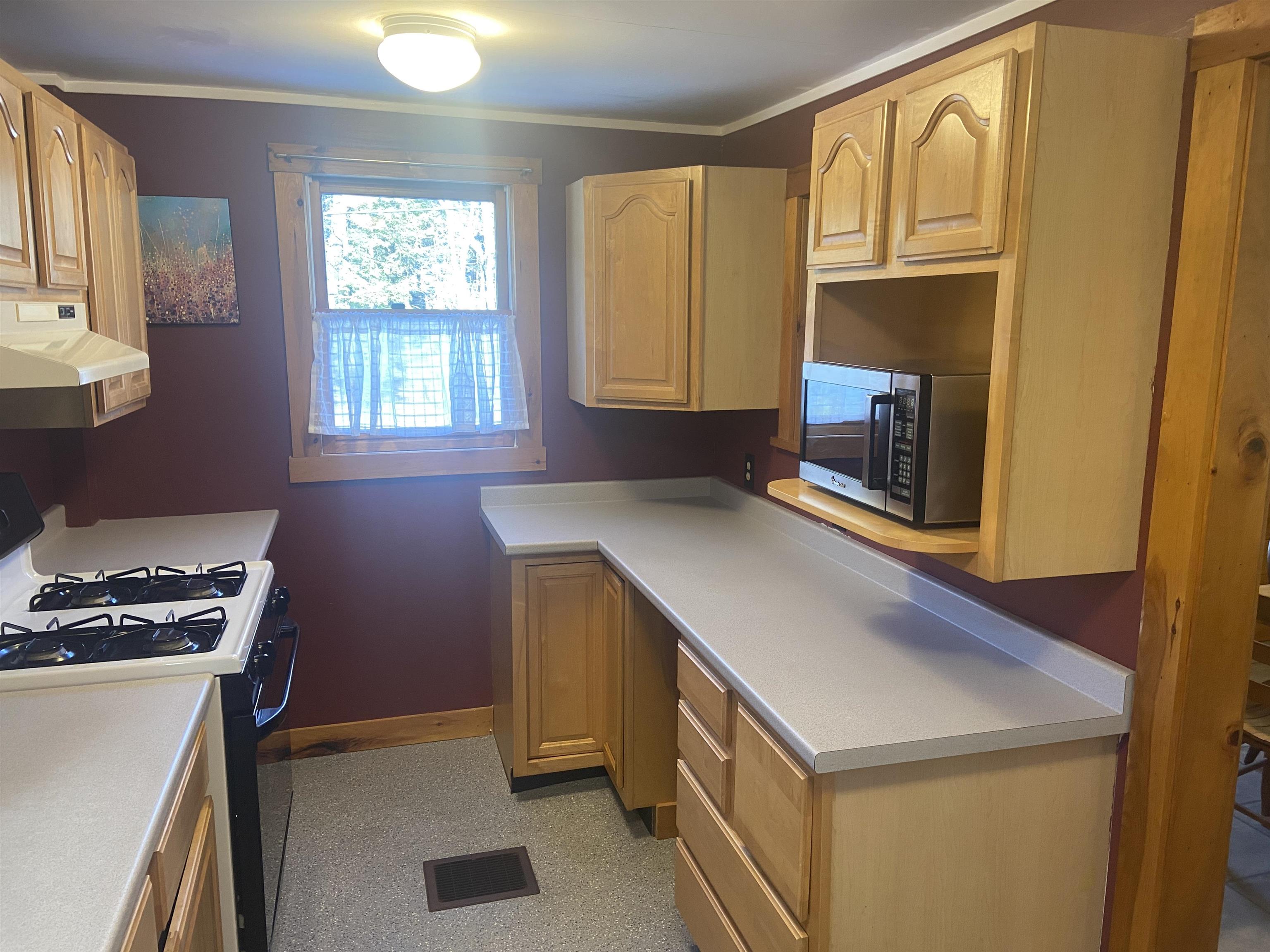 23 Riverside Road Gilsum, NH 03448 - Photo 17 of 30