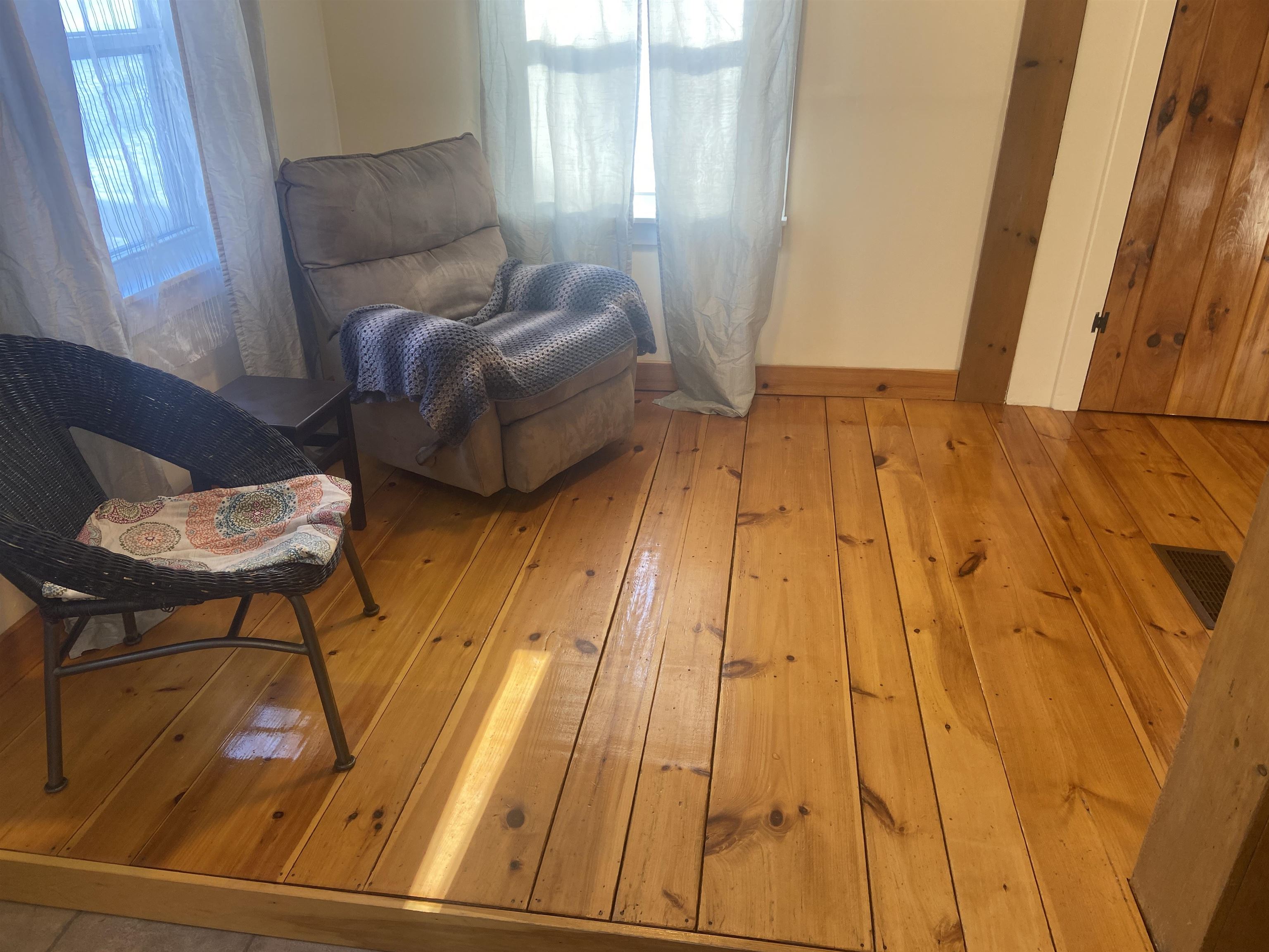23 Riverside Road Gilsum, NH 03448 - Photo 7 of 30