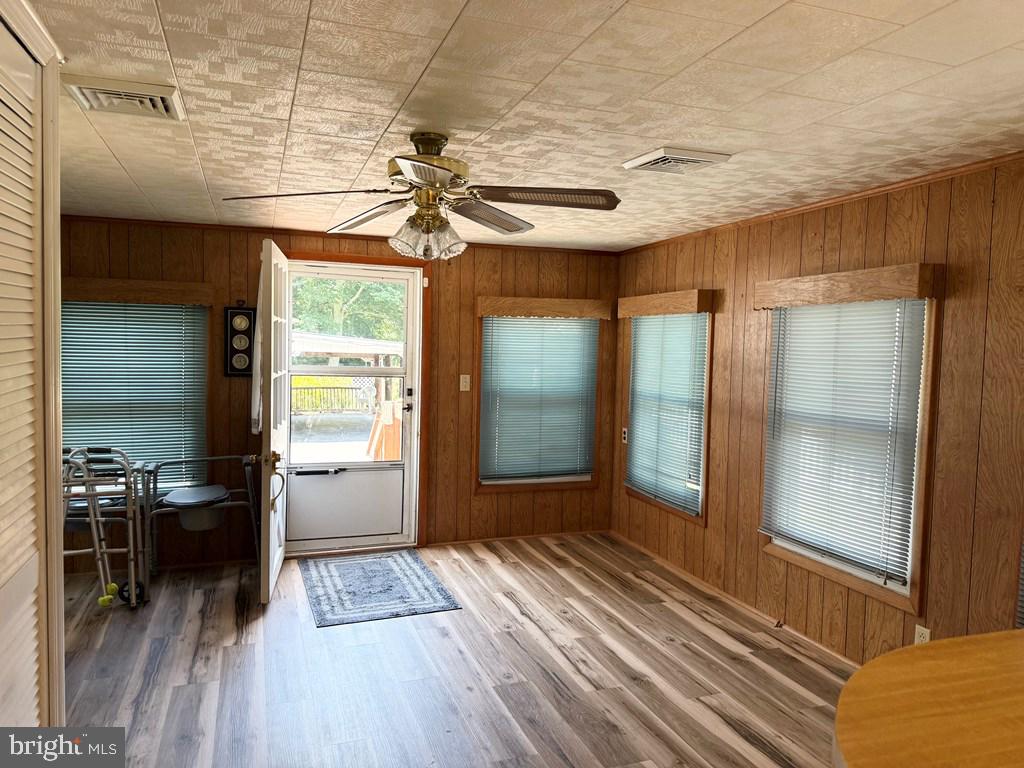 664 Sandy Point Road Heathsville, VA 22473 - Photo 7 of 12 Bright and inviting sunlit space.