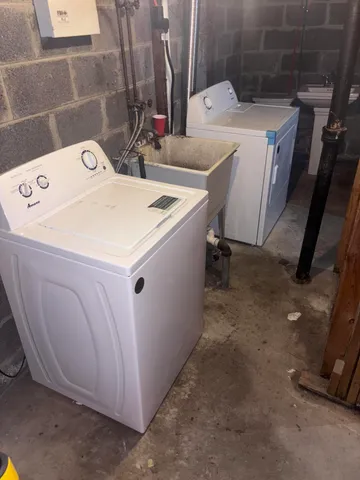 $1,250 | 18089 Schaefer Highway, Detroit, MI 48235