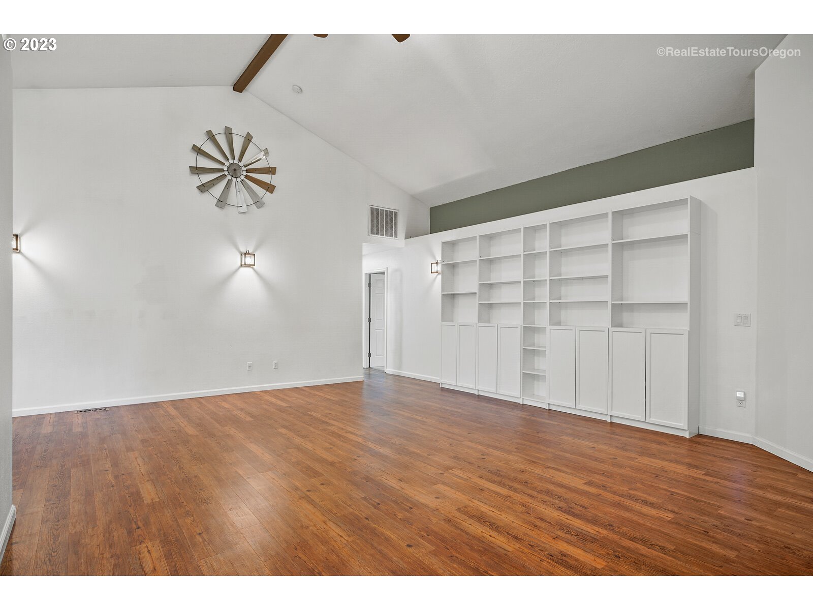 296 Rosedell Street Amity, OR 97101 - Photo 6 of 31 Gallery Image 6