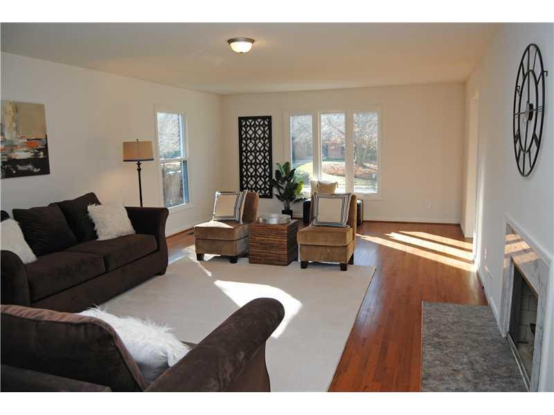 1140 Chessington Road Indianapolis, IN 46260 - Photo 6 of 16 Gallery Image 6