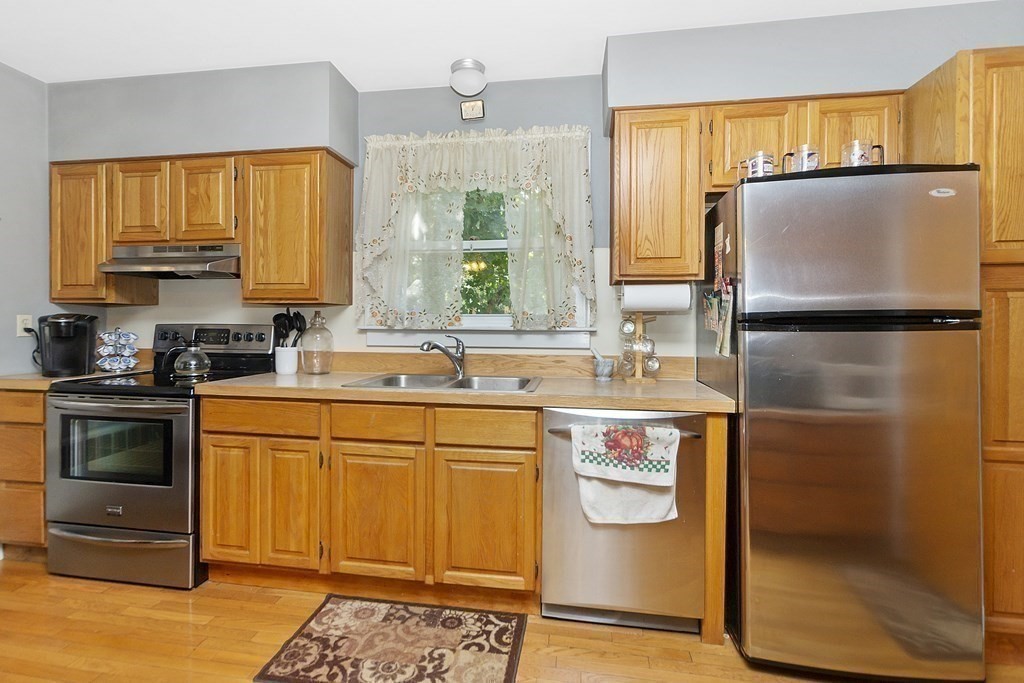 51 New Estate Road Littleton, MA 01460 - Photo 6 of 25 Gallery Image 6