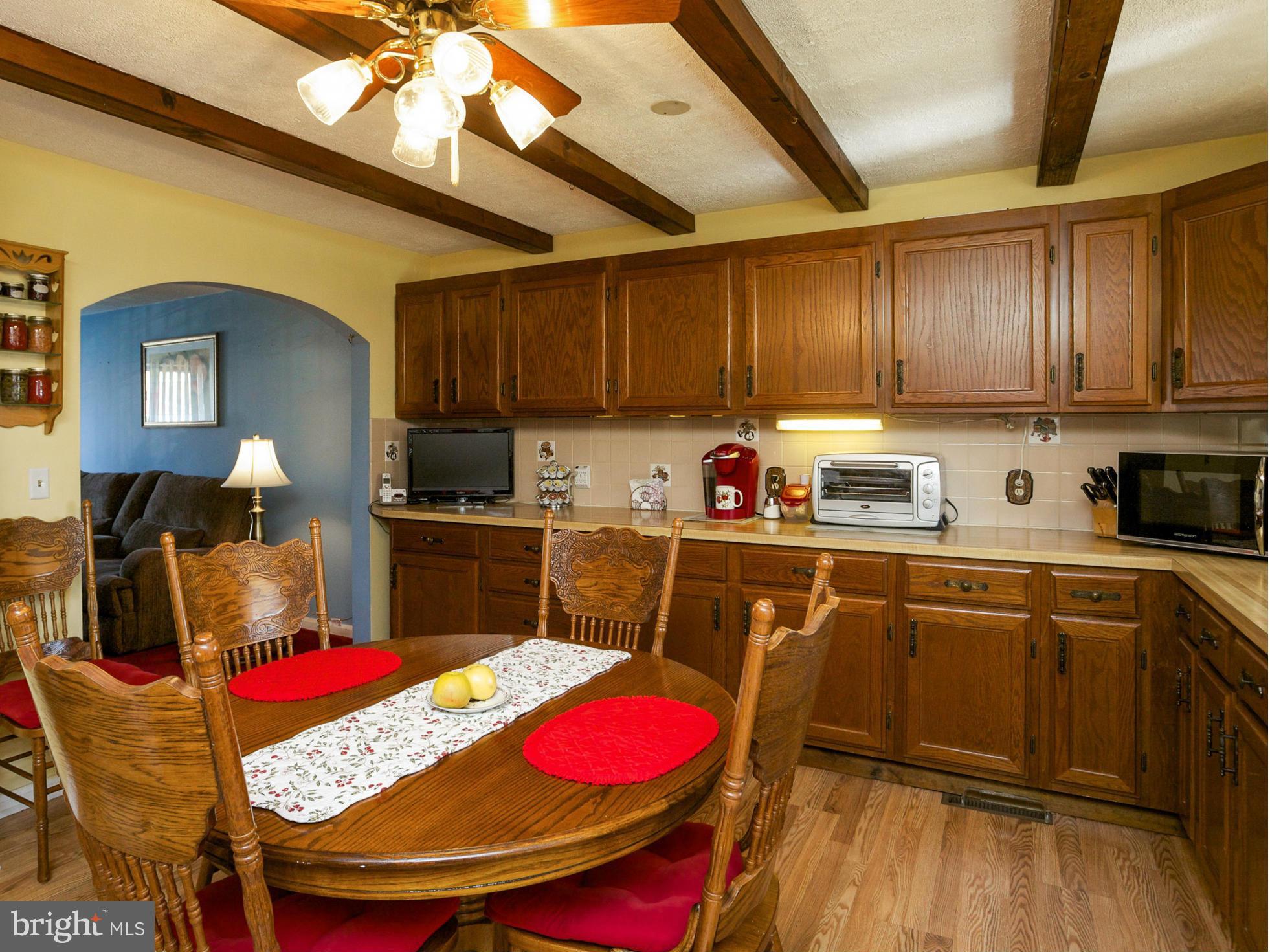 607 Aldworth Road Baltimore, MD 21222 - Photo 11 of 28 Kitchen / Dining