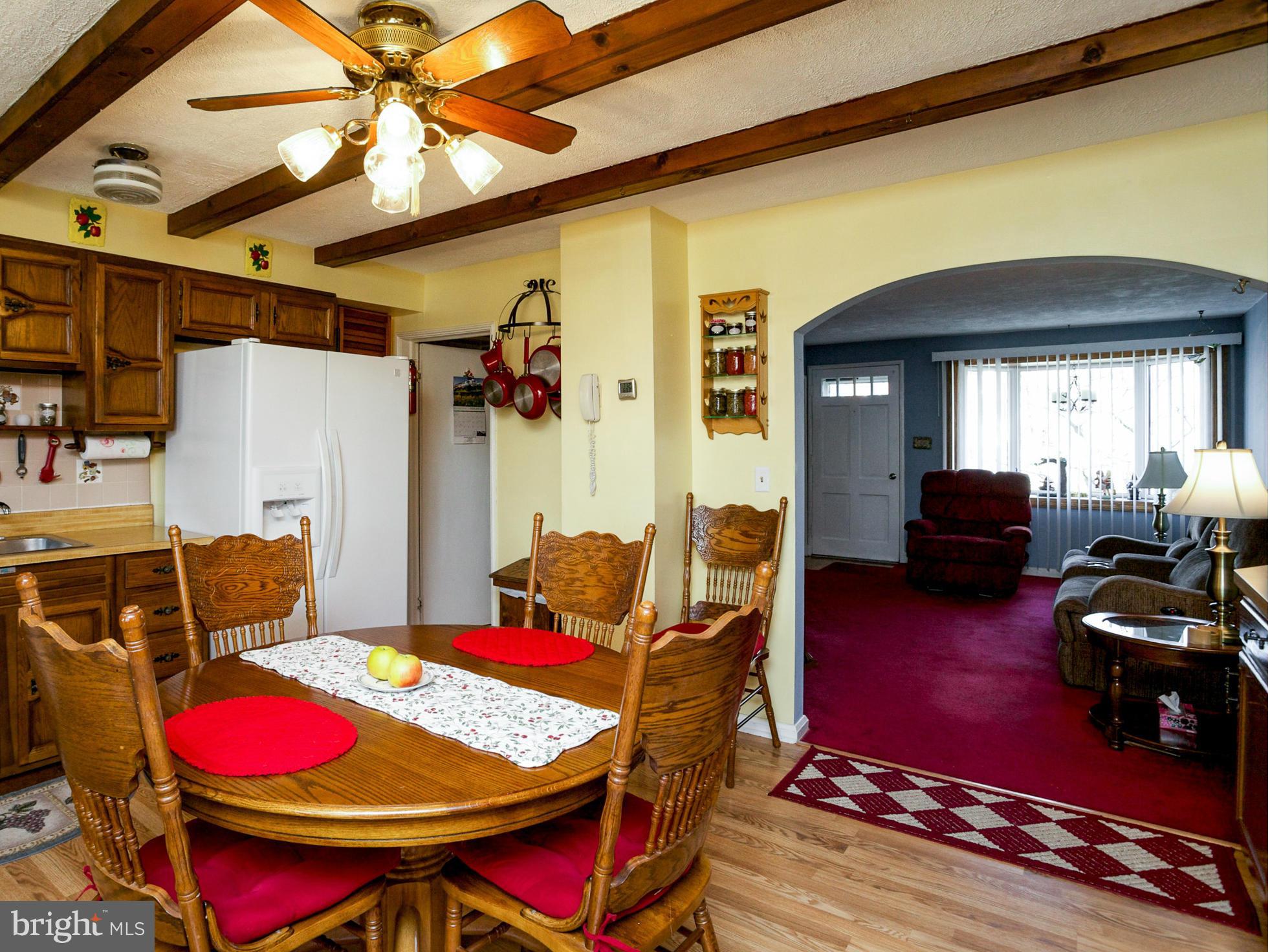 607 Aldworth Road Baltimore, MD 21222 - Photo 12 of 28 Kitchen / Dining