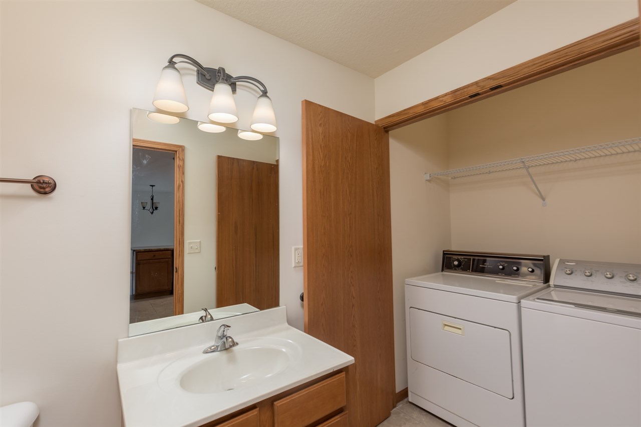2342 Jersey Ridge Road Davenport, IA 52803 - Photo 11 of 30 Gallery Image 11