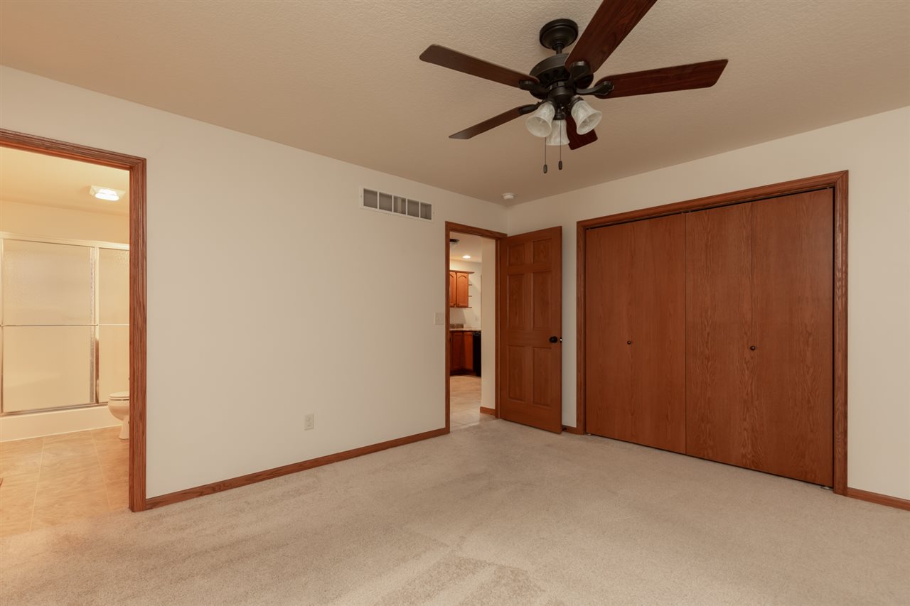 2342 Jersey Ridge Road Davenport, IA 52803 - Photo 14 of 30 Gallery Image 14