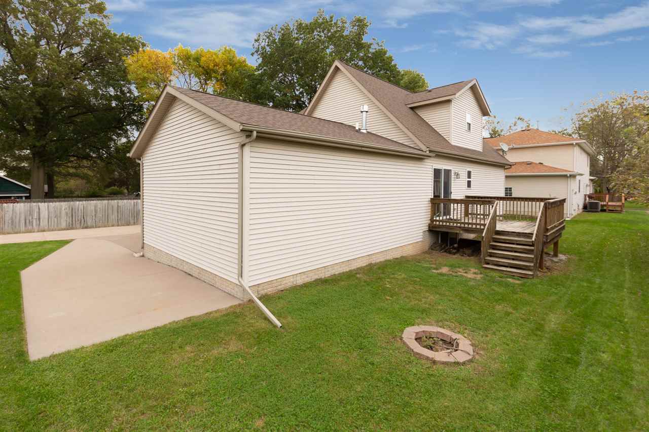 2342 Jersey Ridge Road Davenport, IA 52803 - Photo 3 of 30 Gallery Image 3