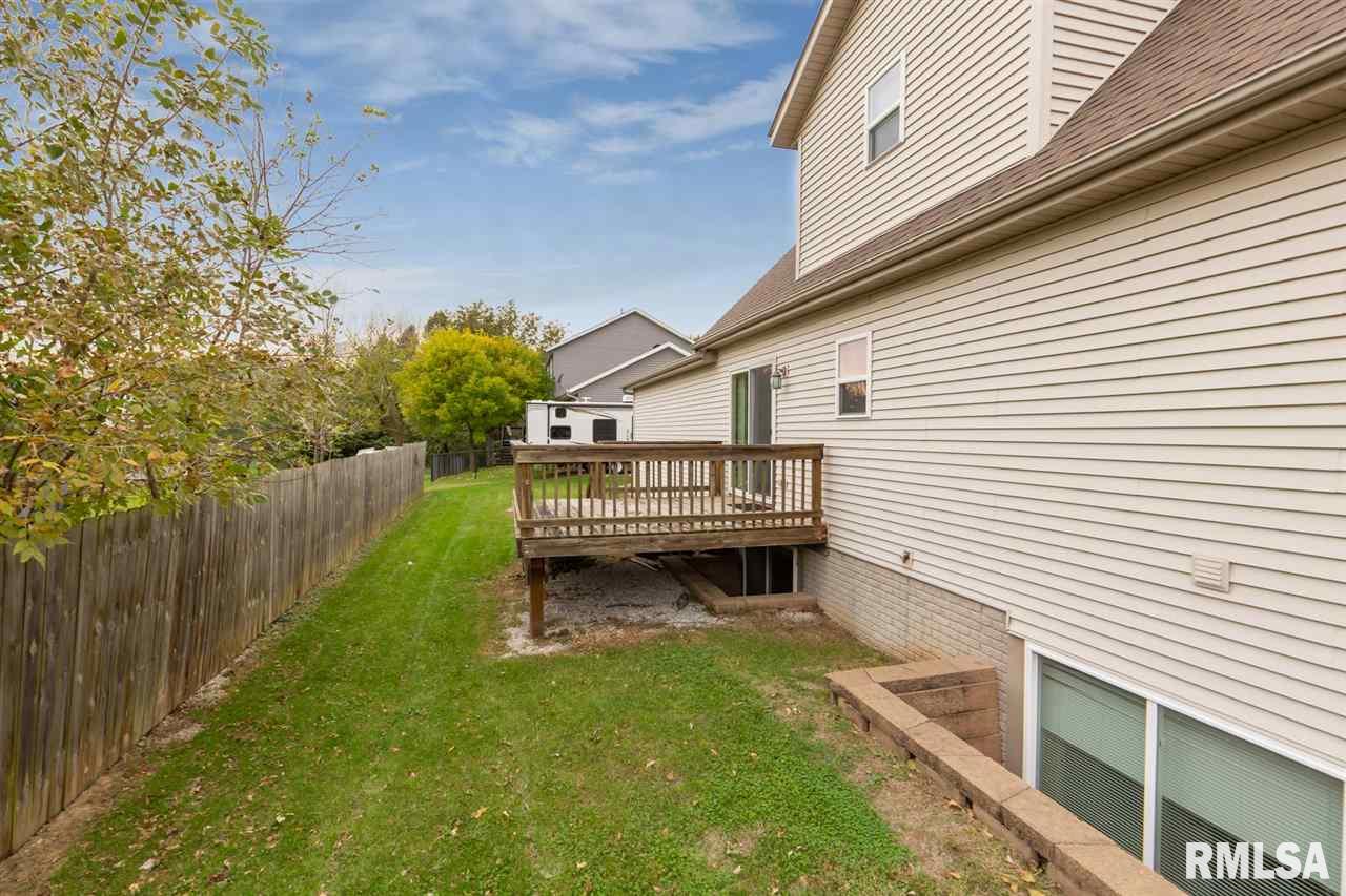 2342 Jersey Ridge Road Davenport, IA 52803 - Photo 4 of 30 Gallery Image 4