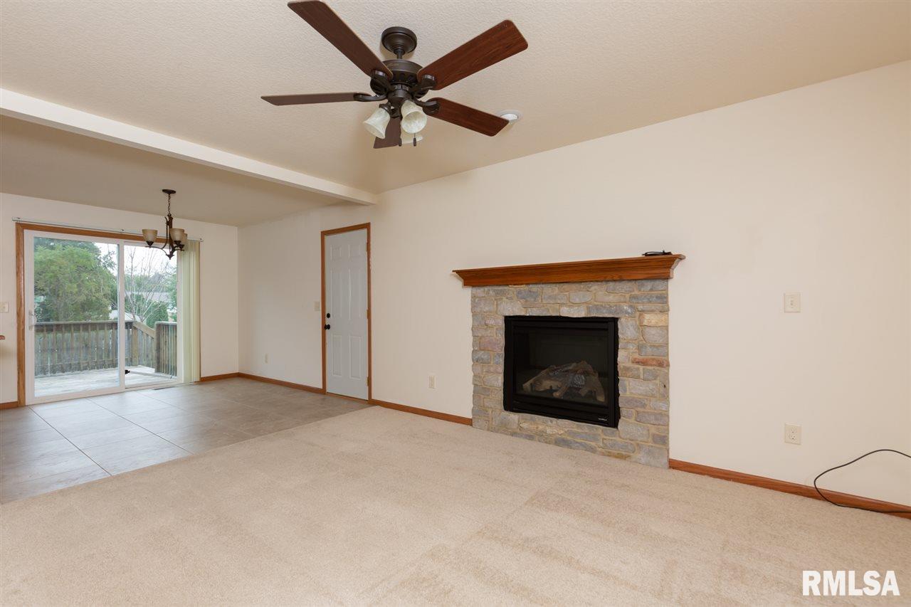 2342 Jersey Ridge Road Davenport, IA 52803 - Photo 5 of 30 Gallery Image 5