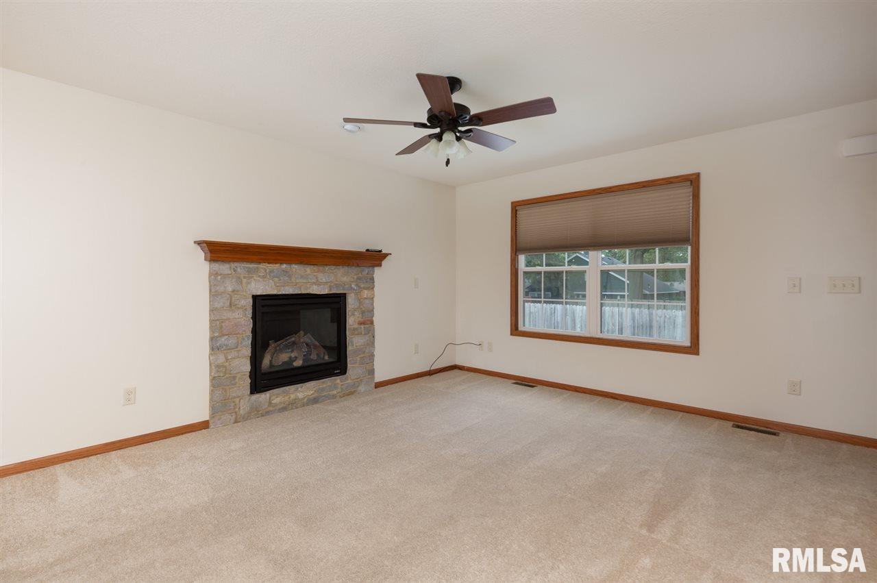 2342 Jersey Ridge Road Davenport, IA 52803 - Photo 6 of 30 Gallery Image 6