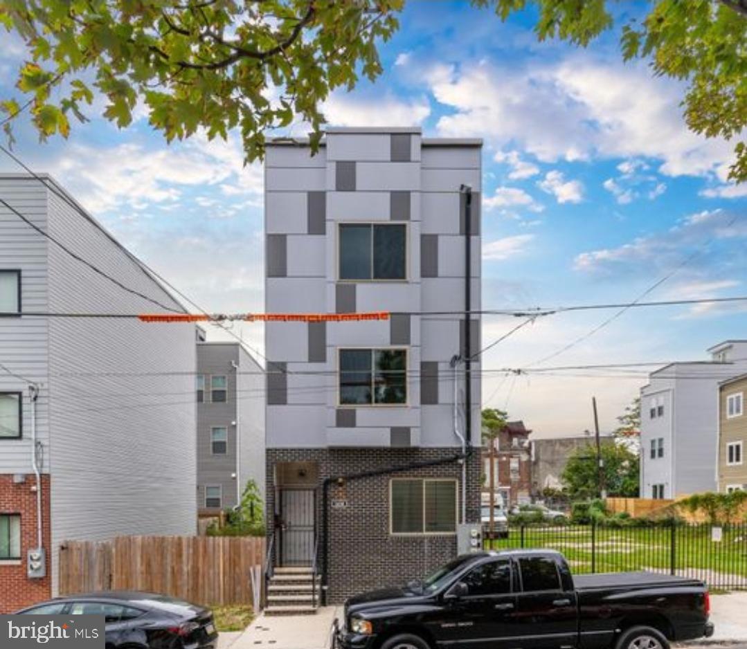 2438 North Mascher Street Philadelphia, PA 19133 - Photo 17 of 18