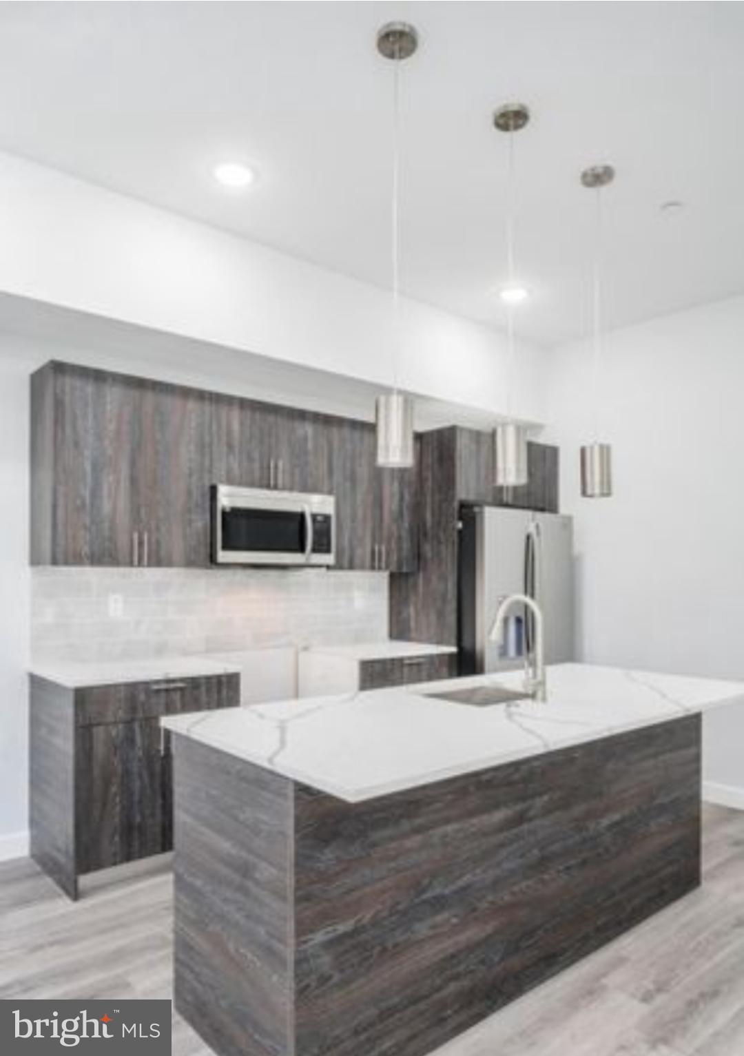 2438 North Mascher Street Philadelphia, PA 19133 - Photo 2 of 18