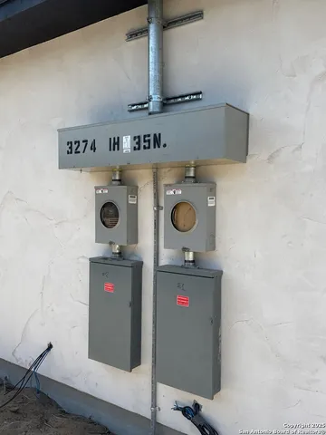 $284,900 | 3274 Interstate 35, Natalia, TX 78059