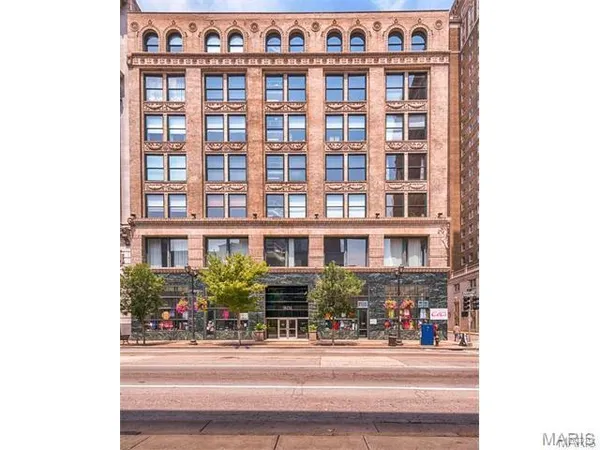 $297,500 | 901 Washington Avenue, Unit 605, St. Louis, MO 63101