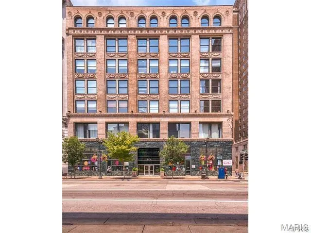 $297,500 | 901 Washington Avenue, Unit 605, St. Louis, MO 63101