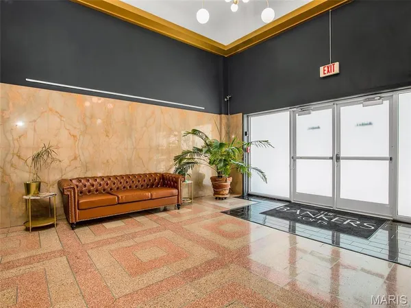 $297,500 | 901 Washington Avenue, Unit 605, St. Louis, MO 63101