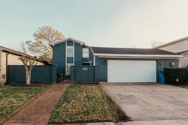 $337,000 | 6625 Windwood Lane, Beaumont, TX 77706