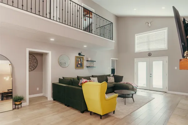 $337,000 | 6625 Windwood Lane, Beaumont, TX 77706