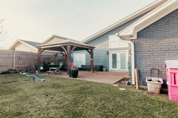 $337,000 | 6625 Windwood Lane, Beaumont, TX 77706