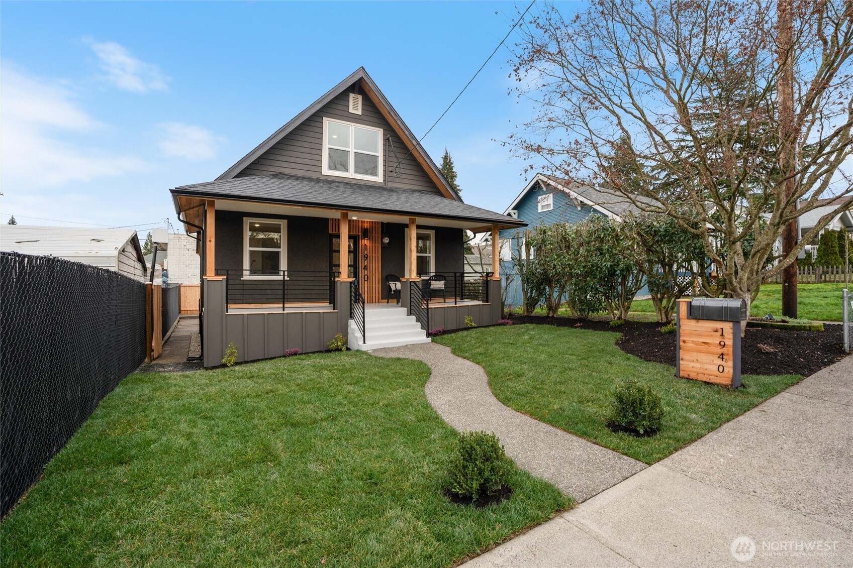 1940 5th Street Bremerton, WA 98337 - Photo 2 of 40