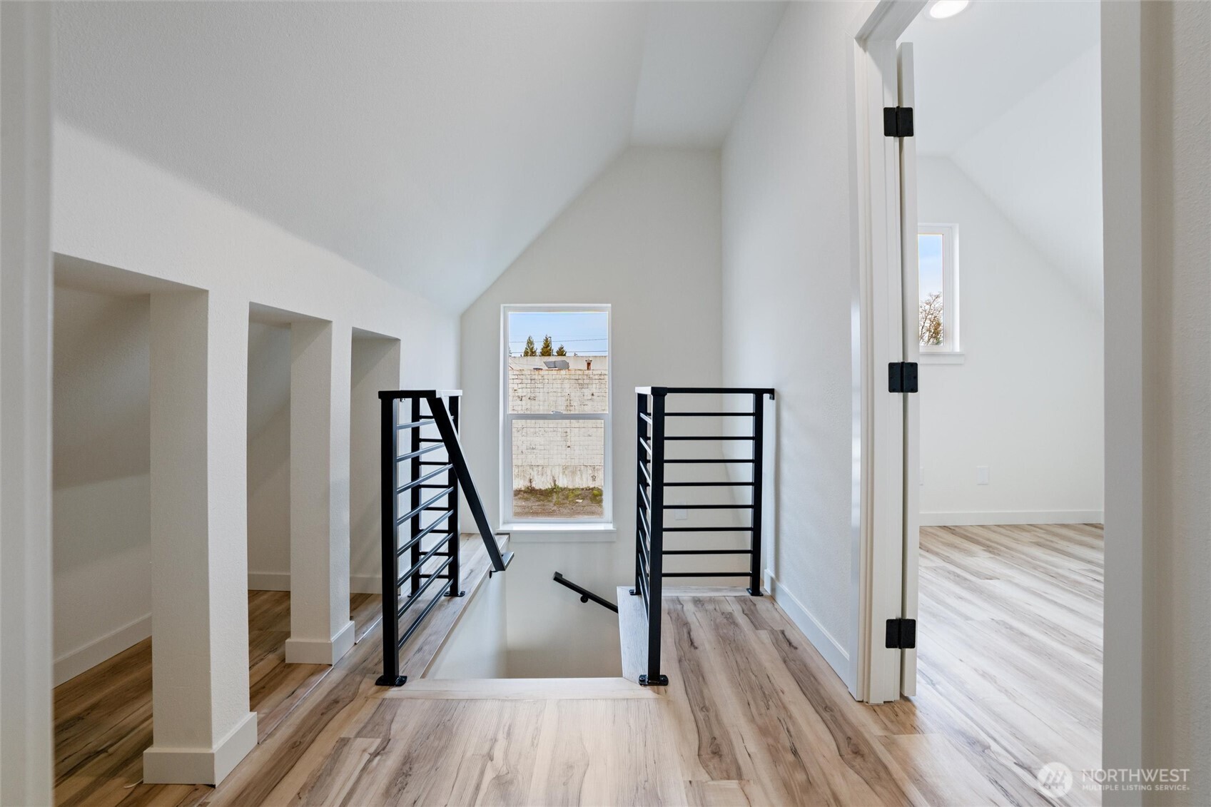 1940 5th Street Bremerton, WA 98337 - Photo 28 of 40