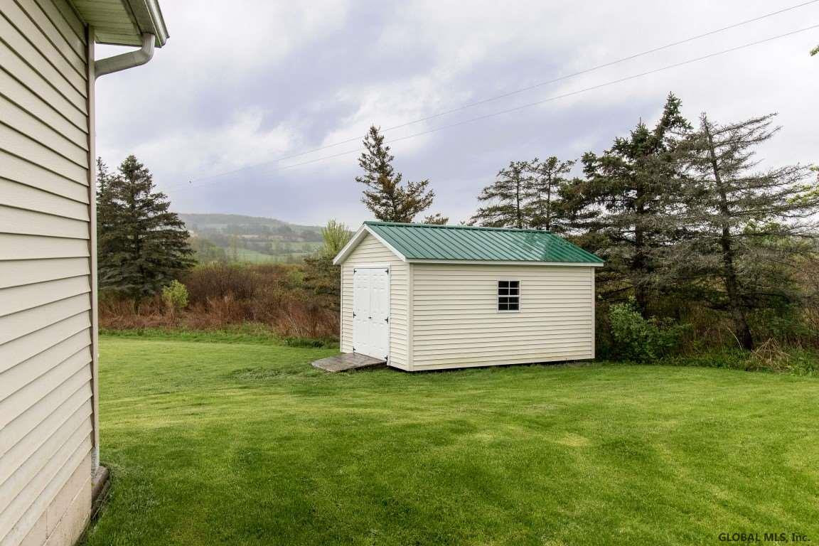 429 Fort Hunter Road Amsterdam, NY 12010 - Photo 41 of 46 Photo 42