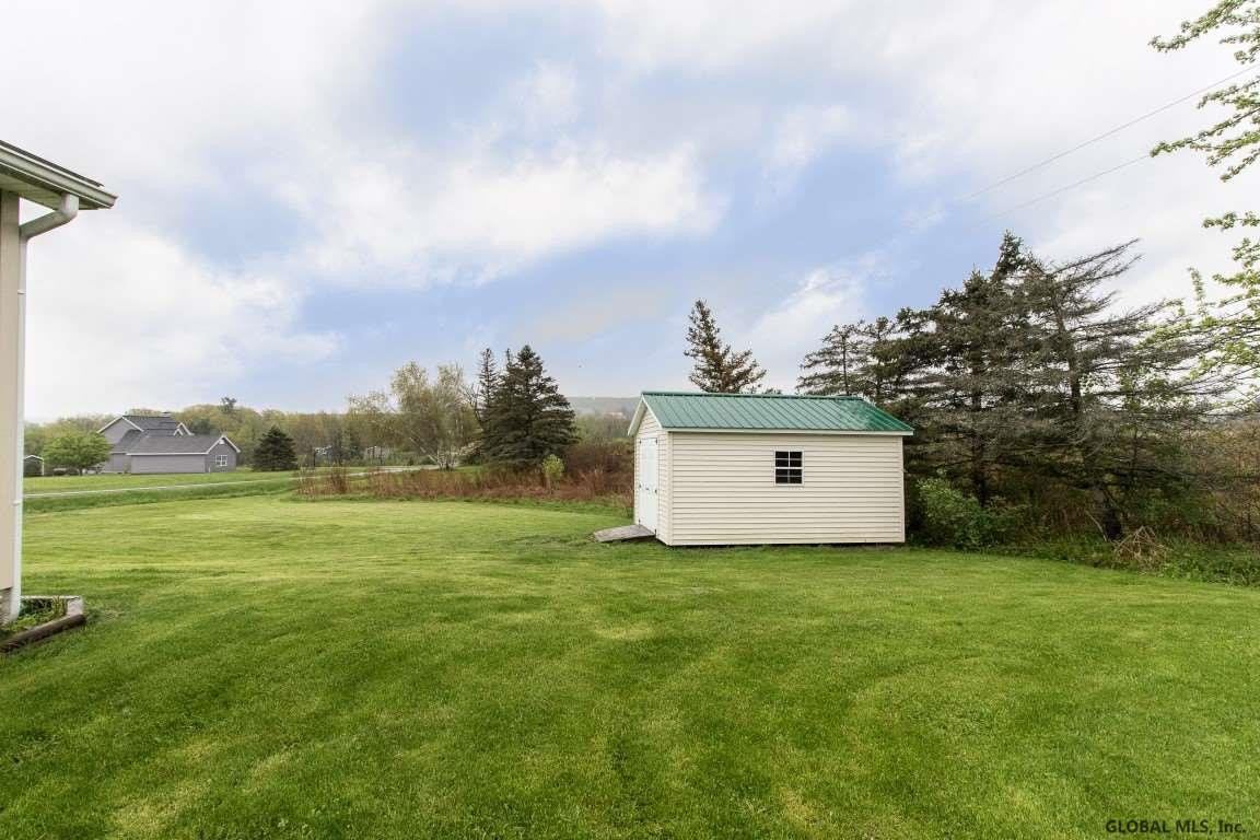 429 Fort Hunter Road Amsterdam, NY 12010 - Photo 42 of 46 Photo 43