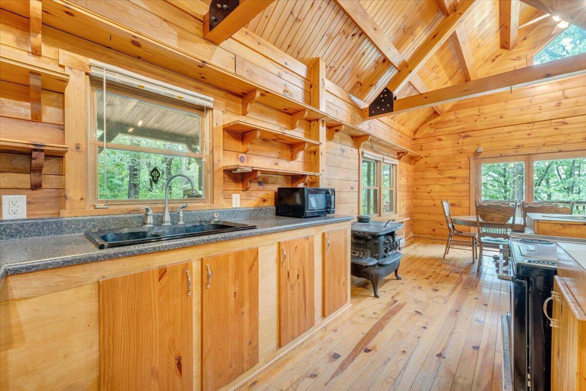 1466 Oak Ridge Farm Road Moneta, VA 24121 - Photo 17 of 66 17-MIB07856