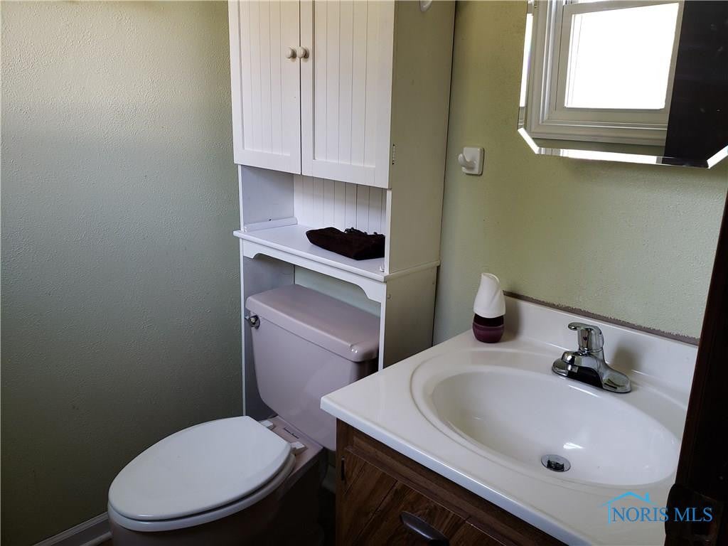 1831 James Road Oregon, OH 43616 - Photo 14 of 20 Gallery Image 14