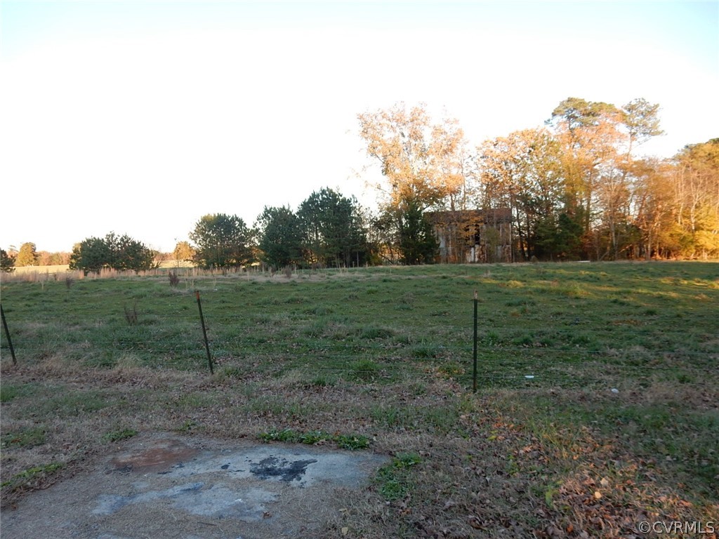 16817 Courthouse Road Dinwiddie, VA 23841 - Photo 14 of 17
