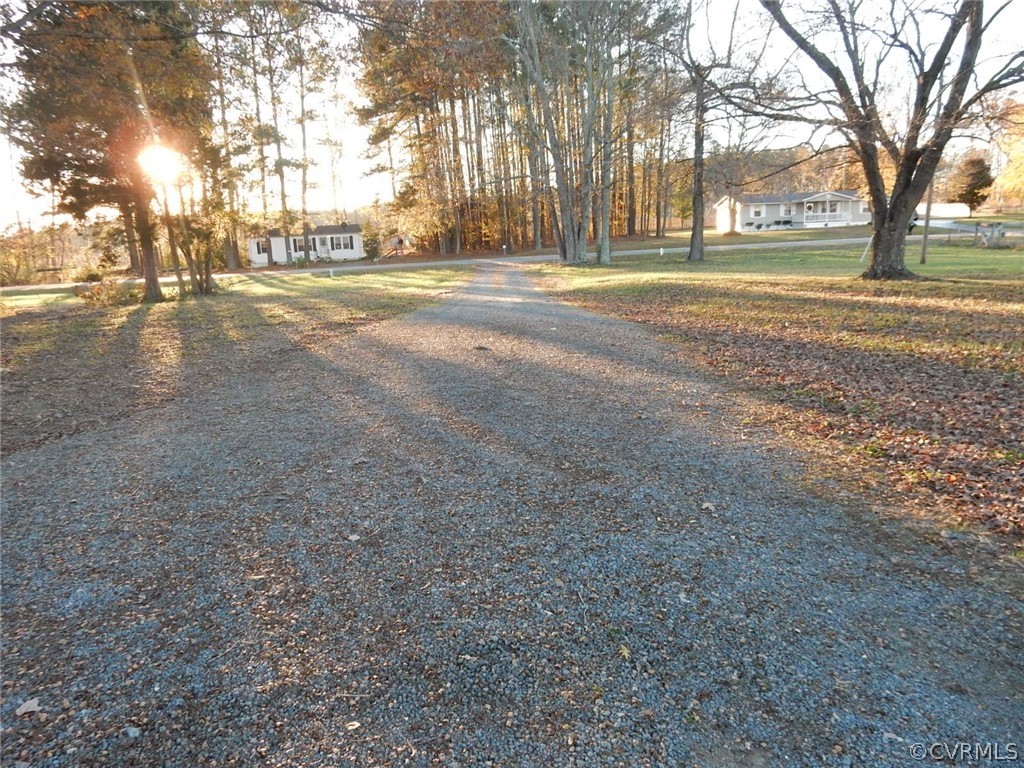 16817 Courthouse Road Dinwiddie, VA 23841 - Photo 17 of 17