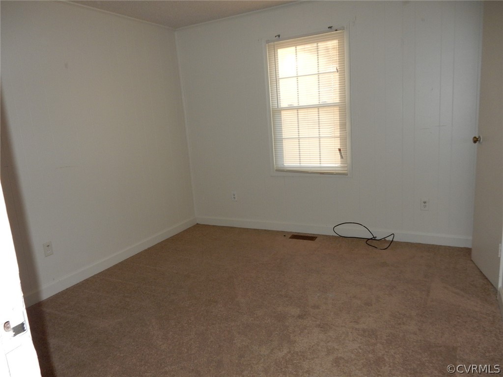16817 Courthouse Road Dinwiddie, VA 23841 - Photo 9 of 17