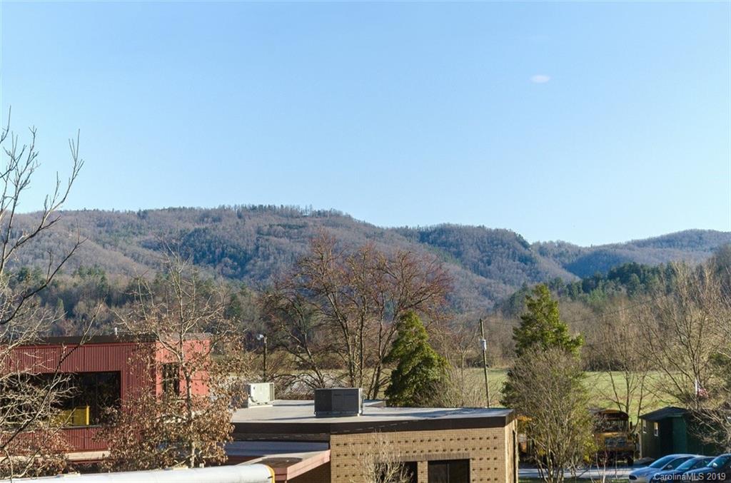 64 Gallimore Road Brevard, NC 28712 - Photo 2 of 28 Gallery Image 2