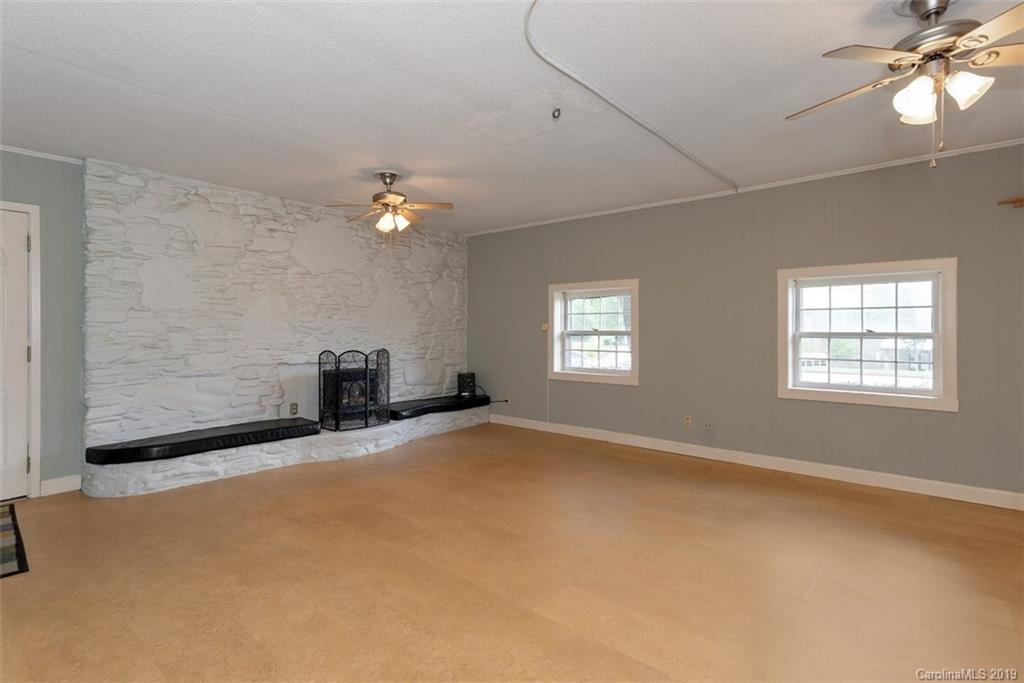 64 Gallimore Road Brevard, NC 28712 - Photo 17 of 28 Gallery Image 17