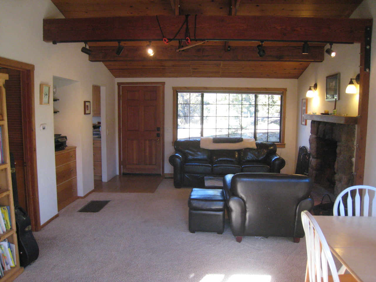 4861 Ogram Road Santa Barbara, CA 93105 - Photo 13 of 20 Dining into Living