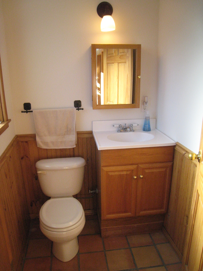 4861 Ogram Road Santa Barbara, CA 93105 - Photo 9 of 20 Half Bath