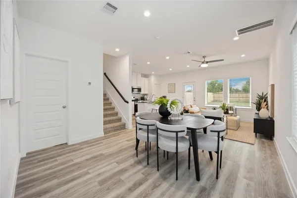 $2,300 | 10305 Penryn Frst Trail, Houston, TX 77051