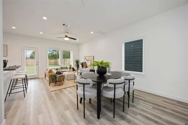 $2,300 | 10305 Penryn Frst Trail, Houston, TX 77051