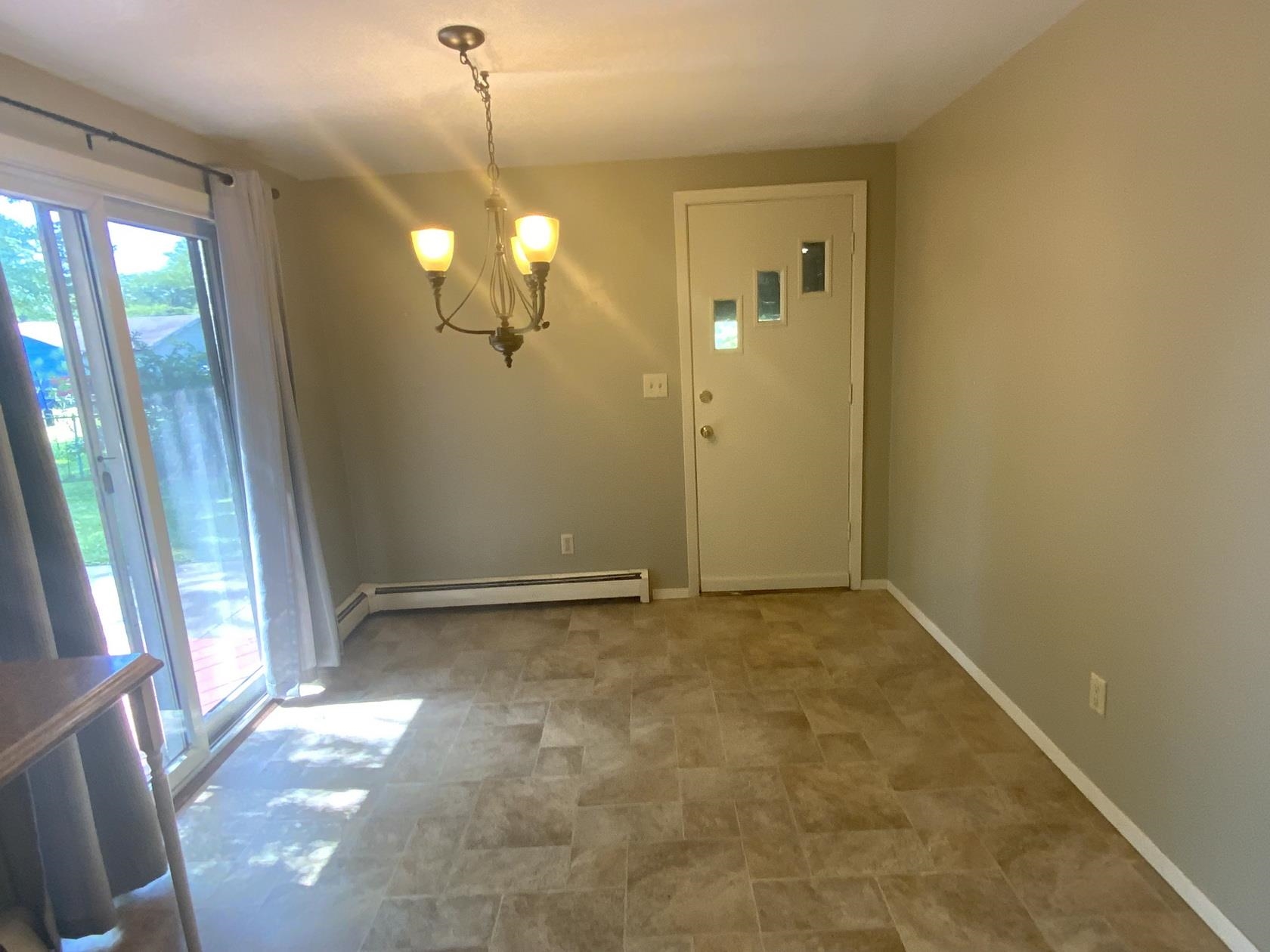 1129 Alva Street Menasha, WI 54952 - Photo 15 of 33