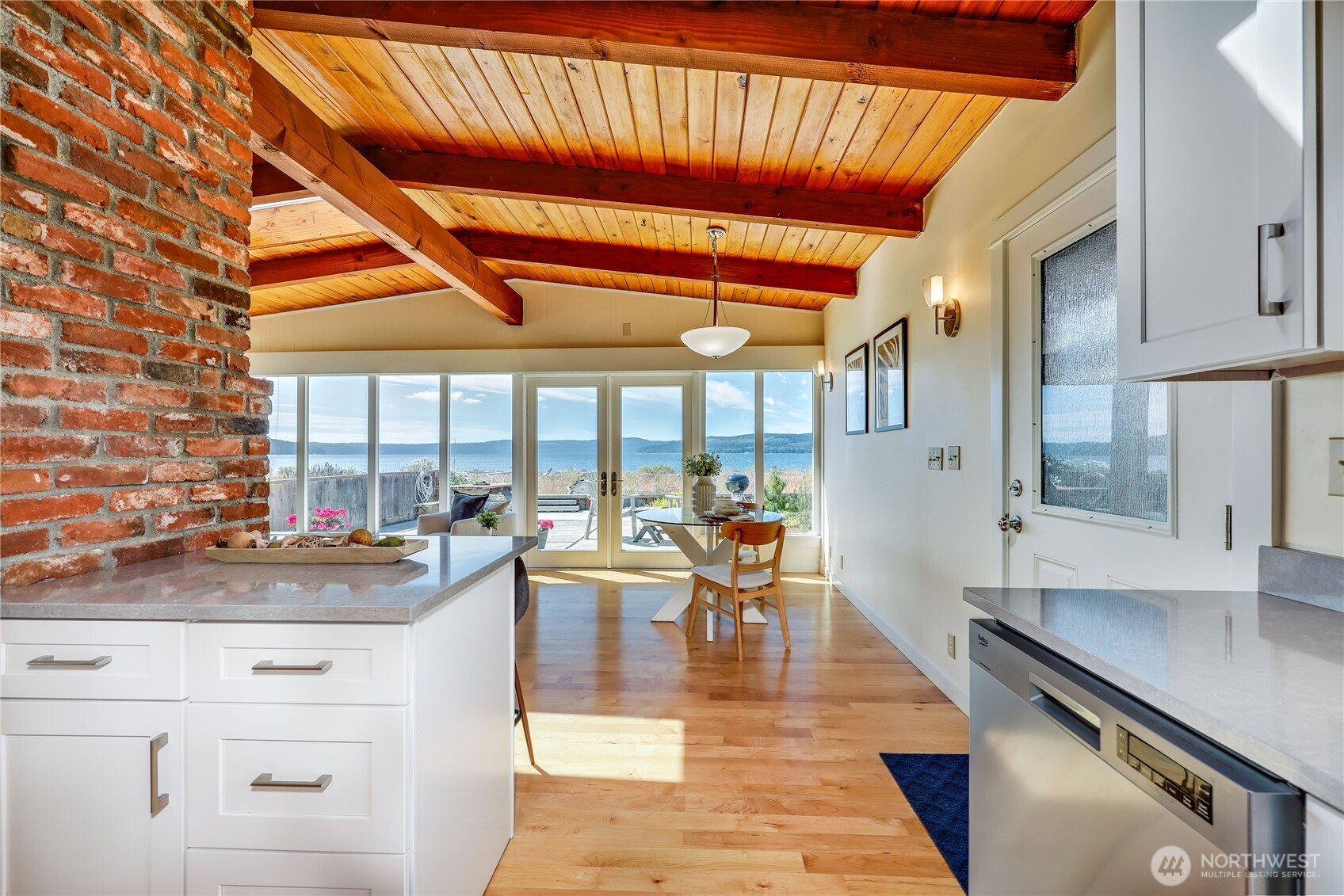1060 Beckett Point Road Port Townsend, WA 98368 - Photo 13 of 29 Gallery Image 13